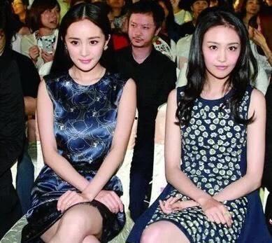 两个人讲吃瓜娱乐圈,两位吃瓜群众的甜蜜碰撞  第2张